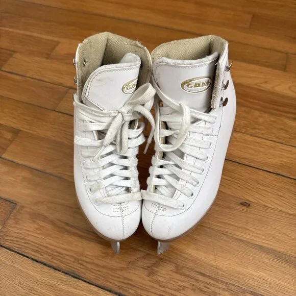 GAM Youth Girls Ice Skates White Size 1 - Picture 1 of 11